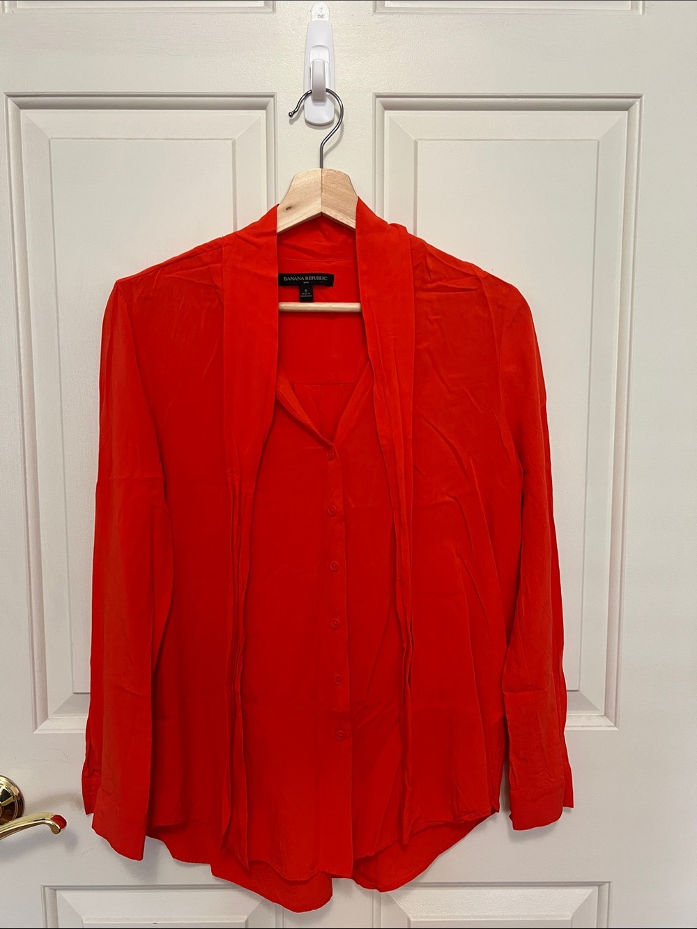 Banana Republic Coral button Front Blouse with Self-Tie